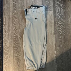 Under Armour Gray Casual Bottoms with Athletic Design